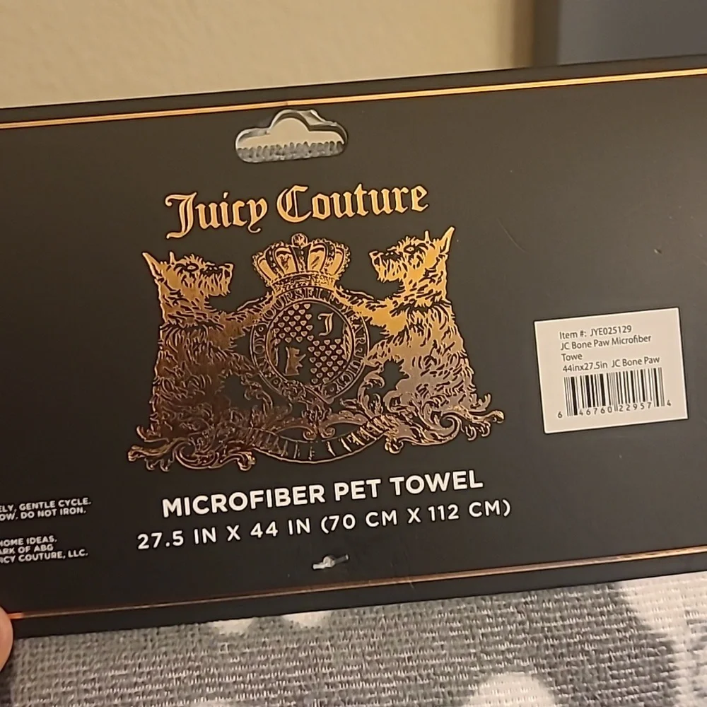 Juicy Couture soft pet